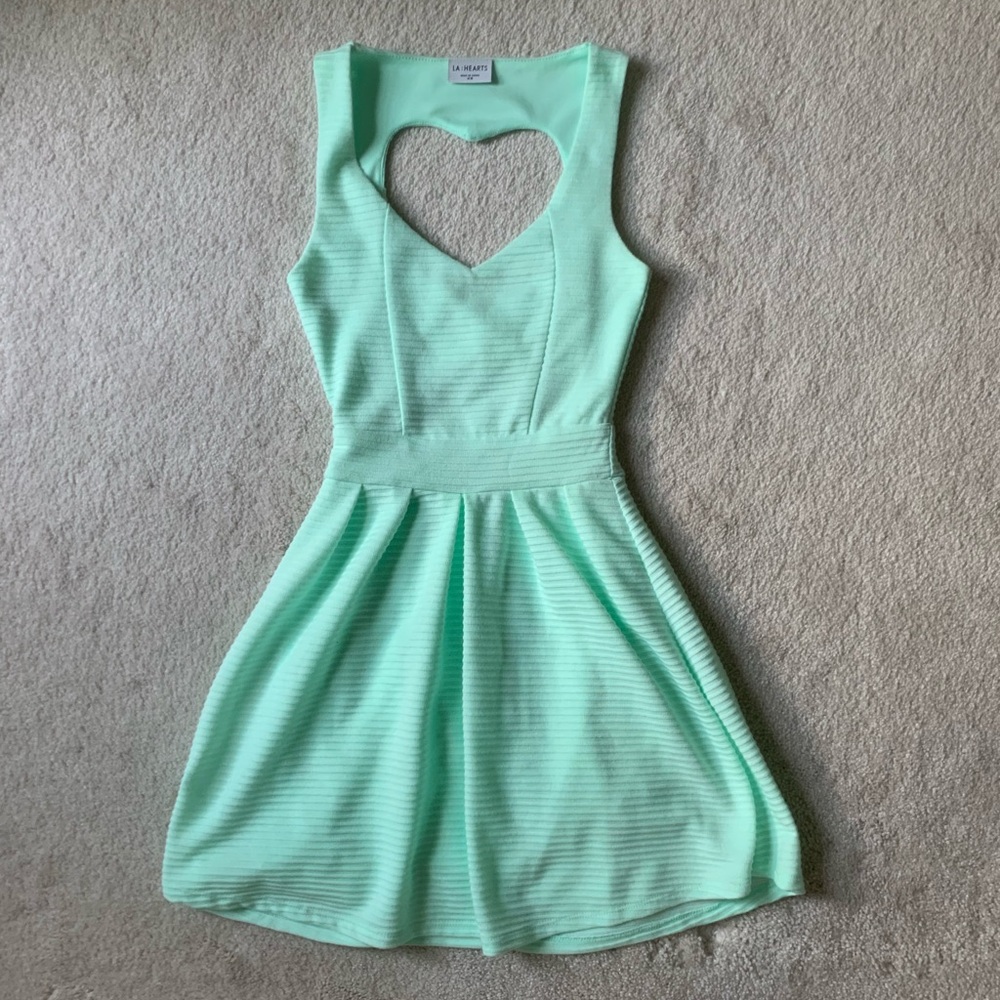 Bright aqua sun dress ☀️